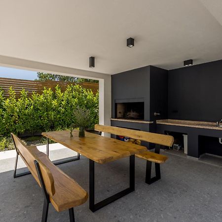 Villa O Vodice Exterior photo