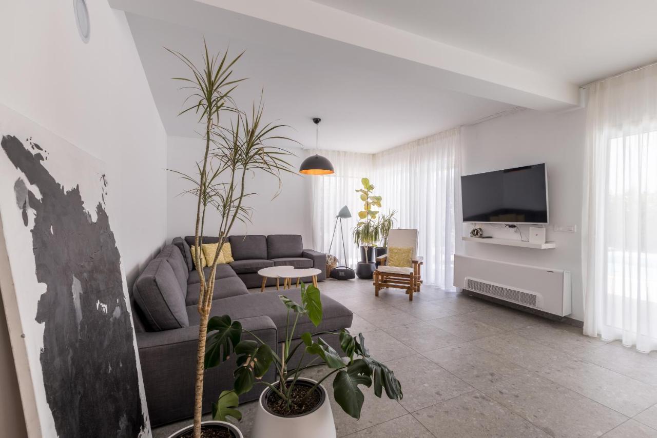 Villa O Vodice Exterior photo